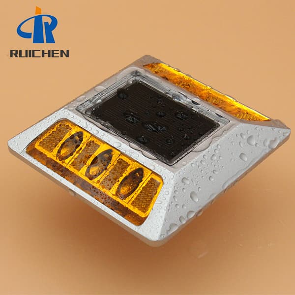 <h3>Synchronous Flashing Led Road Stud With Stem</h3>
